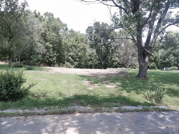 375 Moon Rd, Williamstown, KY 41097