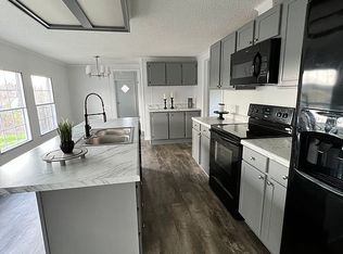 2795 Glade Creek Rd, Sparta, TN 38583