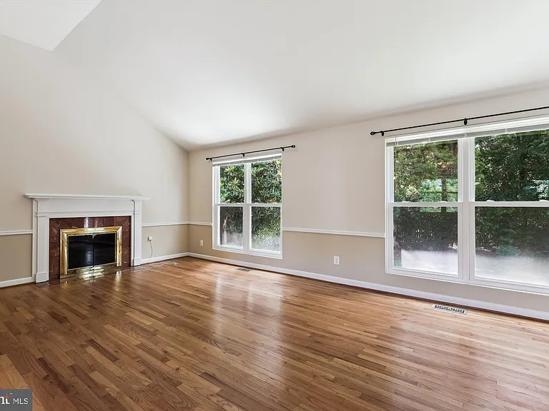 6916 Southridge Dr — Photo 13