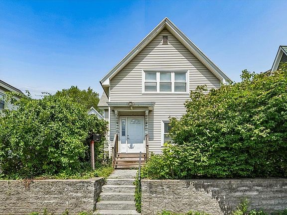2nd image of 336 Spruce Street