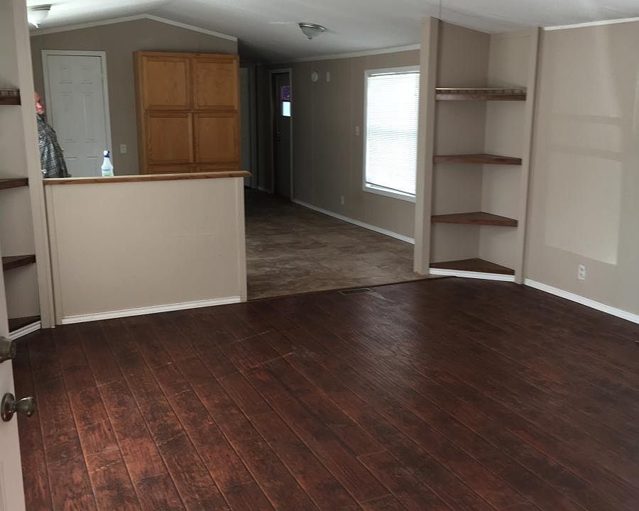 1st image of 123 Loma Linda Ln