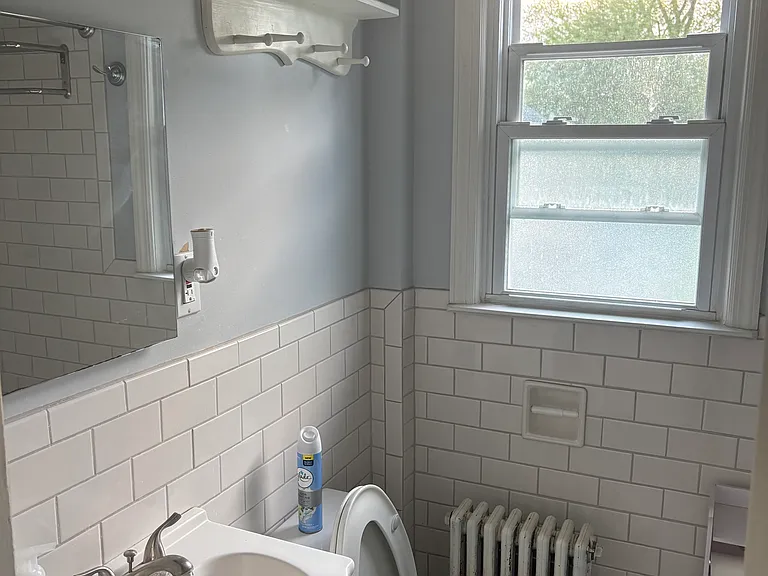 344 Staples St — Photo 6