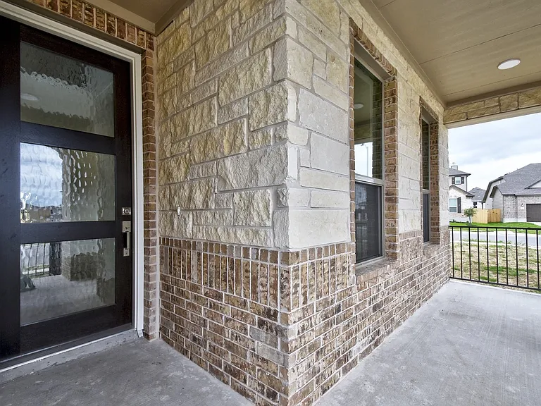 108 Redcliff Path — Photo 3