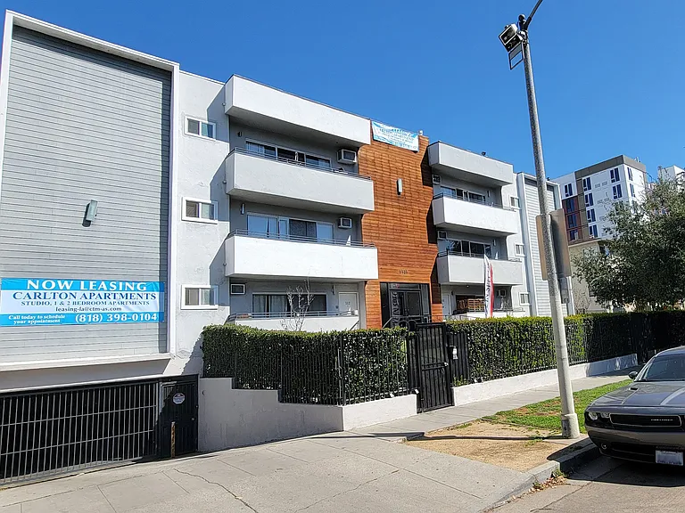 The Carlton — Photo 2