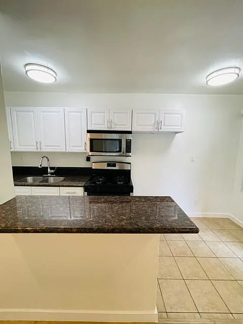 1001 W La Palma Ave — Photo 3