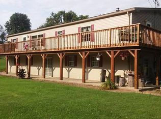 129 Varsity Rd, Masontown, PA 15461