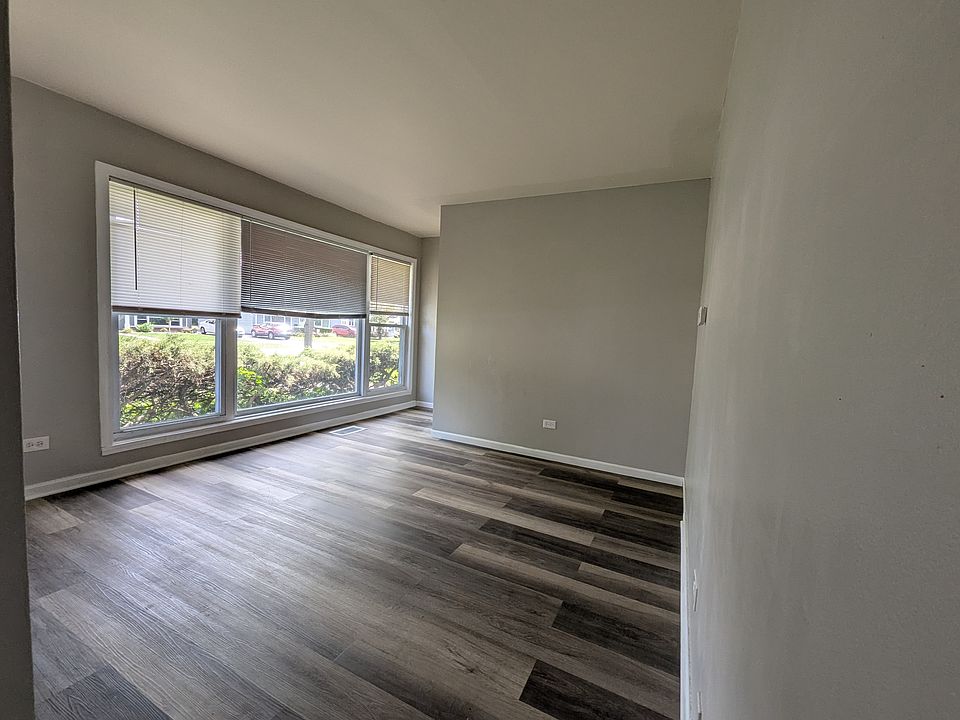 1st image of 1014 N Douglas Ave