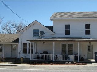24 Champlain Ave, Westport, NY 12993