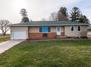 404 16th St NE, Kasson, MN 55944