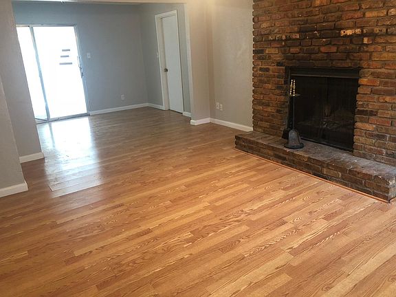 5th image of 1500 Laurel Ln