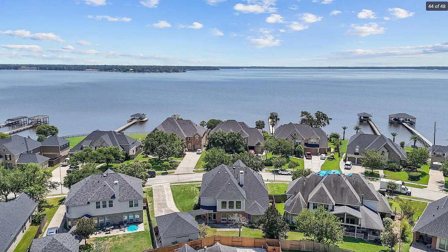 13703 Elm Shores Dr — Photo 2