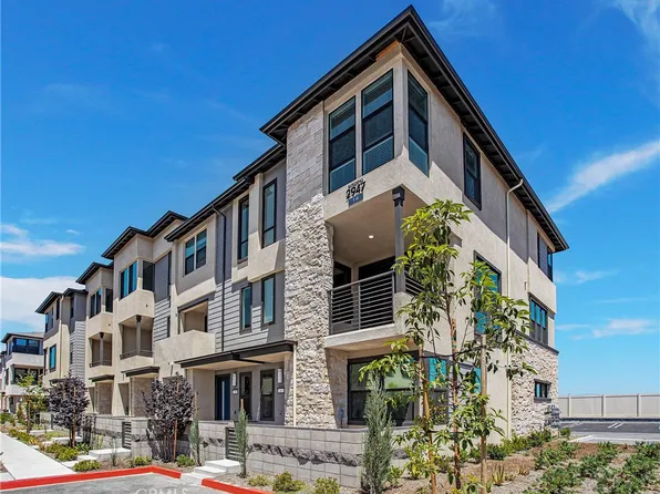 2947 W Lincoln Ave Unit 6, Anaheim, CA 92801