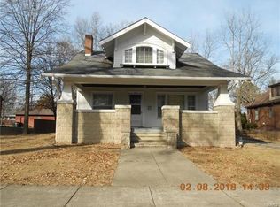 731 Livingston St, Carlyle, IL 62231