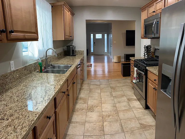 15328 Rayneta Dr — Photo 13