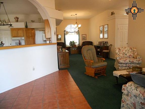 4th image of 1013 Poplar St