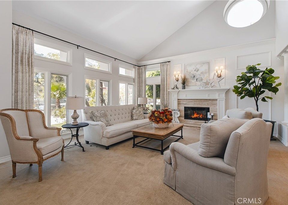 19677 Horace St, Chatsworth, CA 91311 | MLS #SR26090284 | Zillow