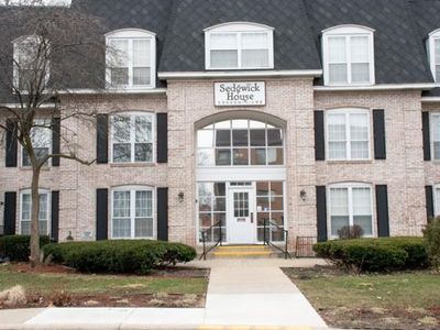 820 Lincolnway W APT 206, Mishawaka, IN, 46544