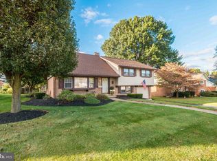 2307 Laurel Rd, Reading, PA 19609
