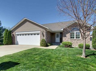 1122 Stone Crest Villa Dr, Quincy, IL 62305
