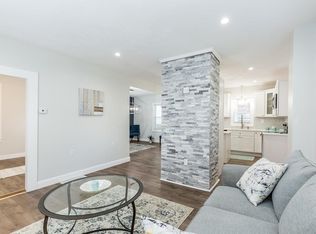 13 Broad Pl, Brockton, MA 02301