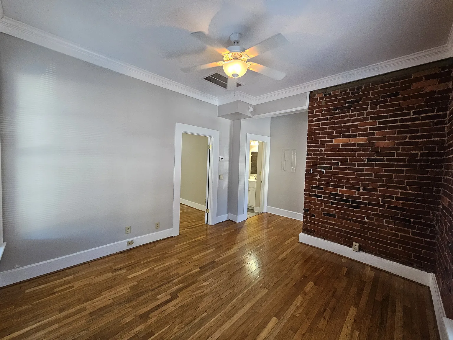603 Lindsay St. Chatt. TN 37403 - 6 — Photo 2