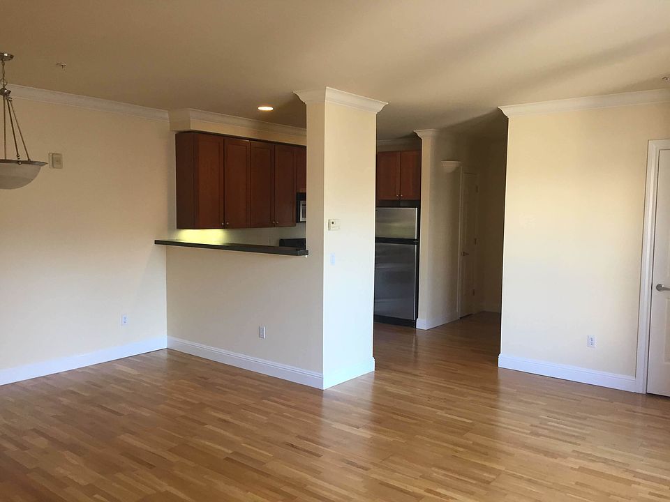 1st image of 1702 Washington St #304
