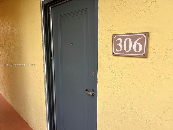3rd image of 7830 Camino Real #K306
