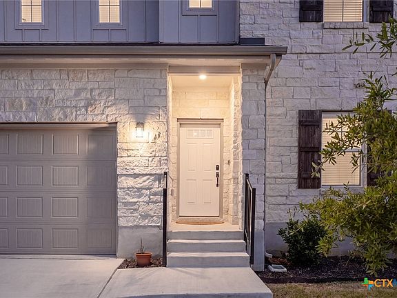 3rd image of 105 Greenspire Downs Dr