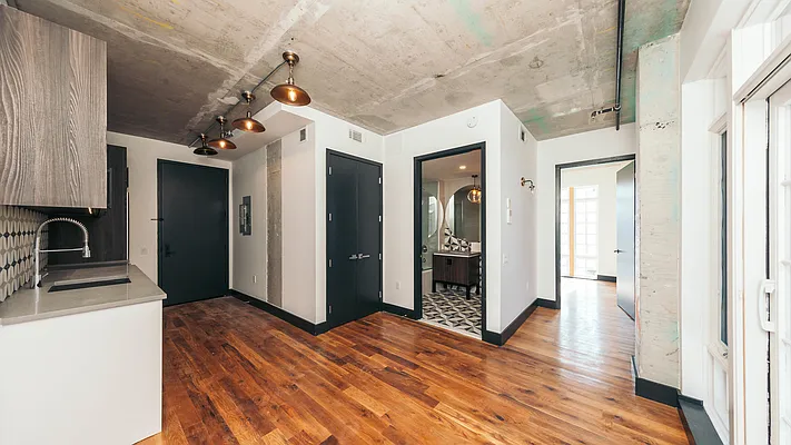 Rented by Nooklyn NYC LLC | media 120