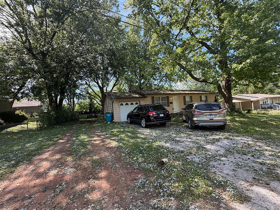 2nd image of 631 S Golden Avenue
