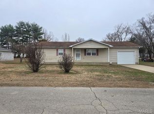 718 W Crumb Ave, Bernie, MO 63822