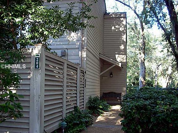 2nd image of 68 Plantation Dr APT 204