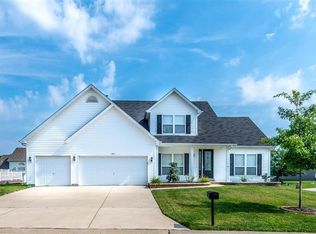 1801 Homefield Valley Ct, O'Fallon, MO 63366
