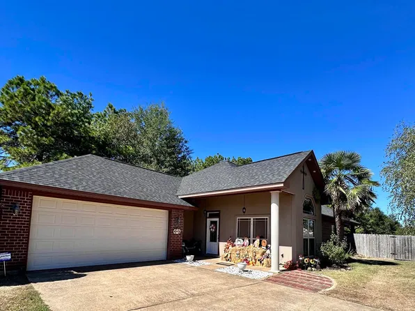 104 Curry Creek Ct, Calhoun, LA 71225