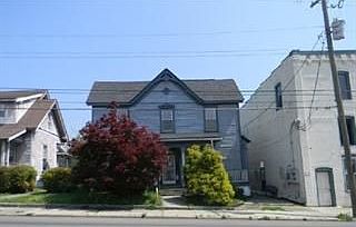 1st image of 830 N Broadway St