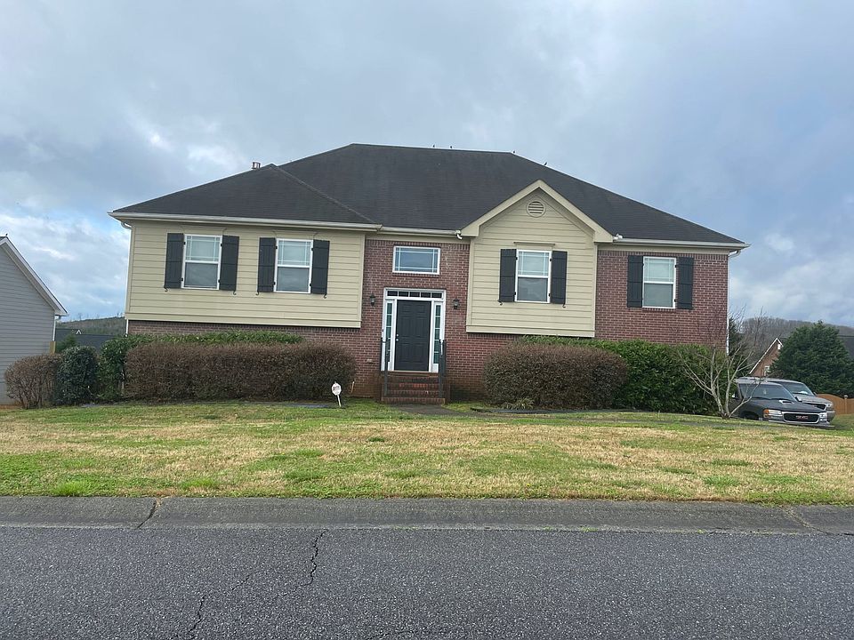 1st image of 18 Prestwick Loop NW