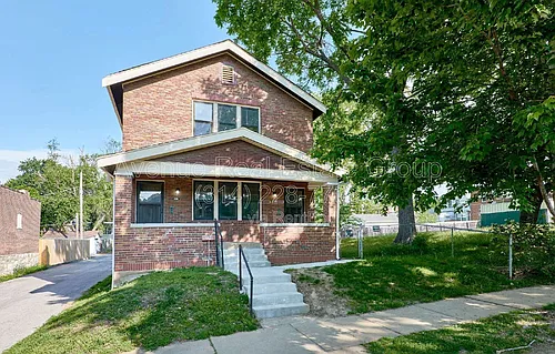 5021 Ray Ave Photo 1