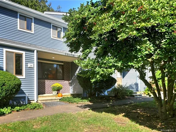 208 Shagbark Drive #208, Derby, CT 06418