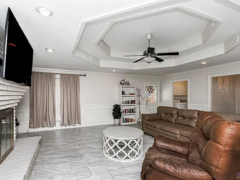 15810 Antietam Ave — Photo 7