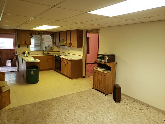 5th image of 2620 Washington St