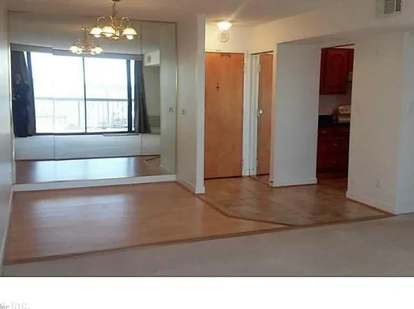 3288 Page Ave APT 804, Virginia Beach, VA 23451