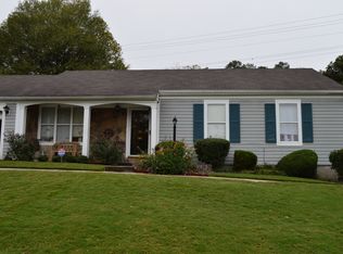 1747 Bridgestone Cir, Marietta, GA