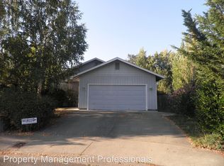 1352 Star Ct, Grants Pass, OR