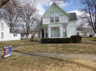 1165 Bainbridge St, Barry, IL 62312