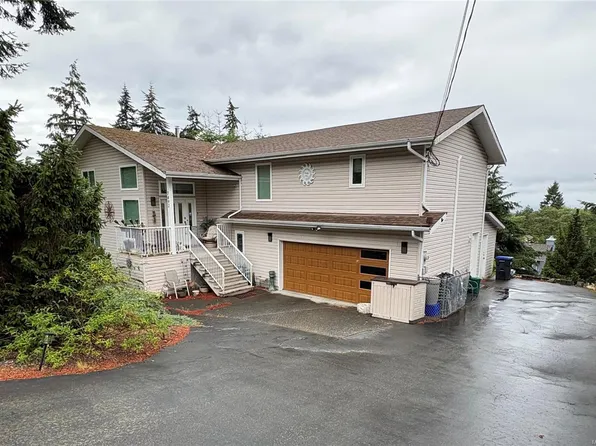 7492 Clark Cres, Lantzville, BC V0R 2H0