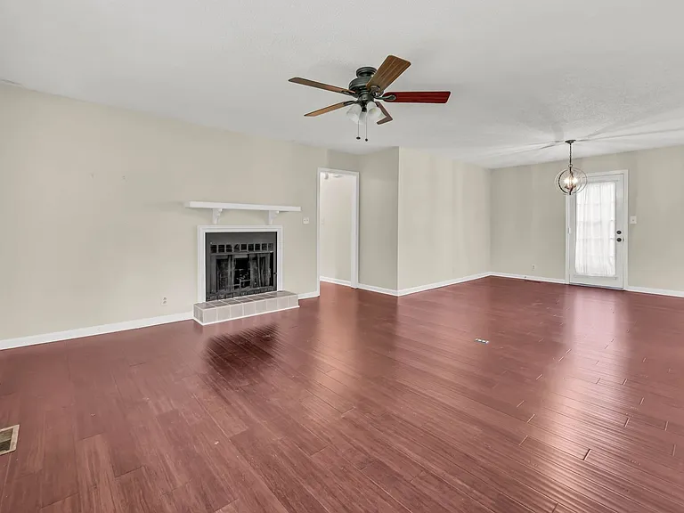 2157 Watertown Pl — Photo 4