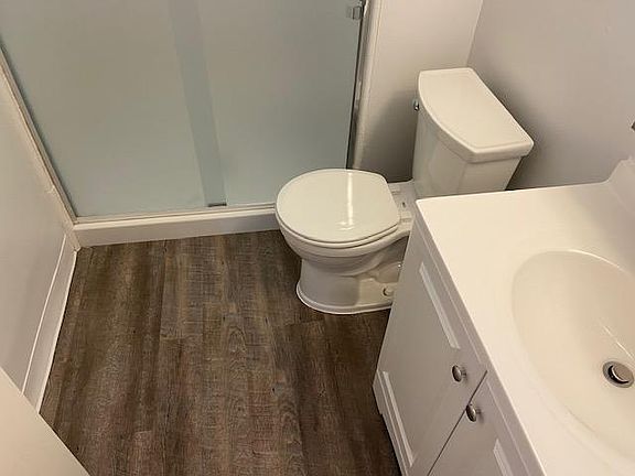 3rd image of 1247 Murray Ave APT 2