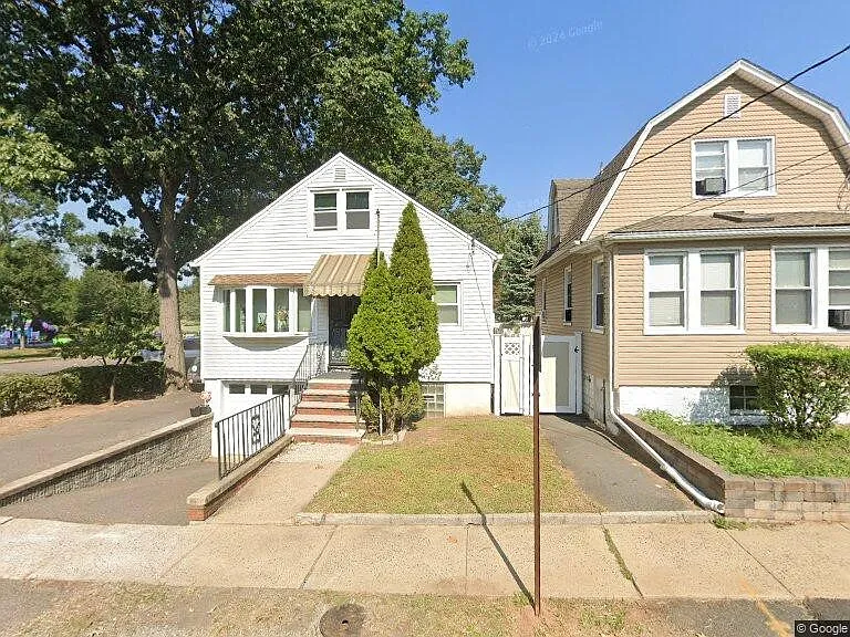 3 bed, 1440 sqft, $3,800 — Photo 1
