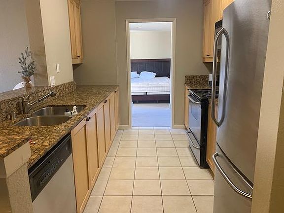 4th image of 3520 Lebon Dr Unit 5322