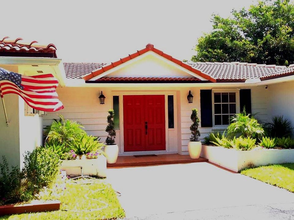 1st image of 8842 SW 161st St
